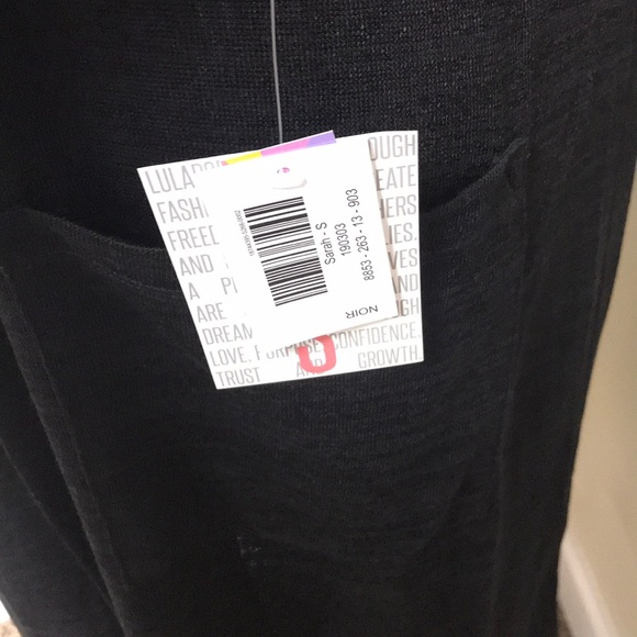 LuLaRoe NWT Solid Black Sarah duster - Picture 3 of 3